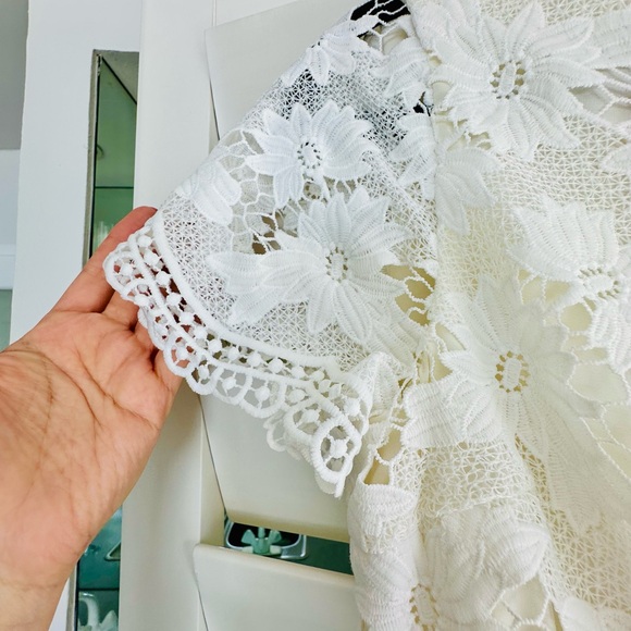 Alice + Olivia Karen Lace Mini Dress size 8 - Picture 7 of 11